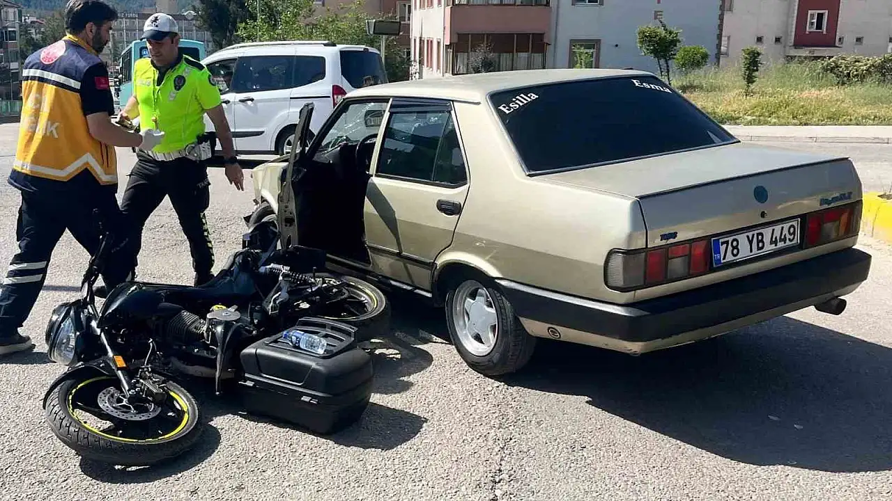 Karabük'te trafik kazalarında 2 kişi yaralandı