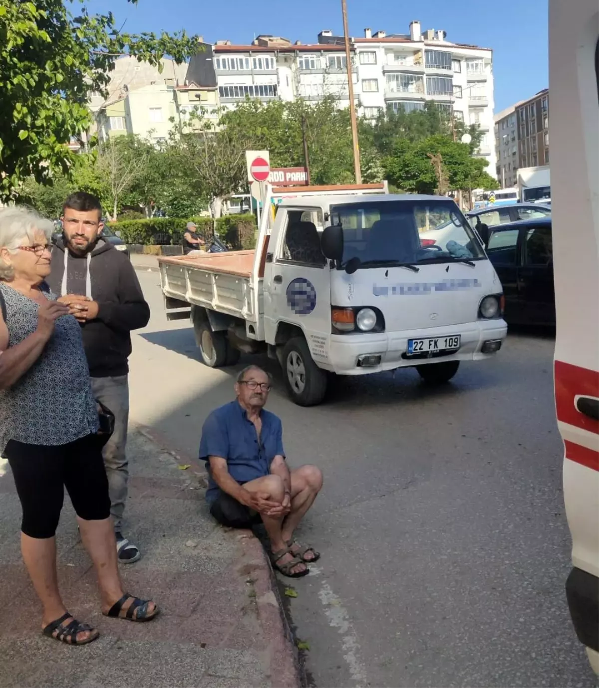 Edirne'de Trafik Kazası: Fransa Vatandaşı Yaralandı