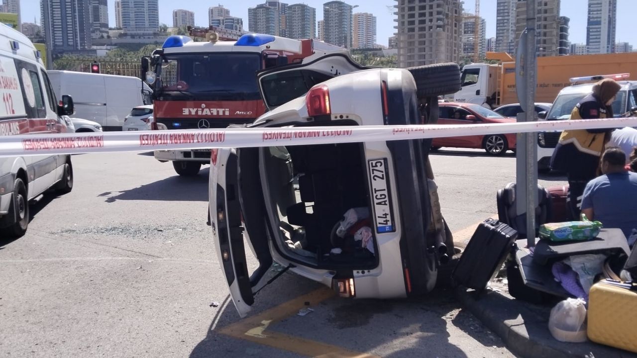 Keçiören’de Trafik Kazası: 2’si Bebek 6 Kişi Yaralandı