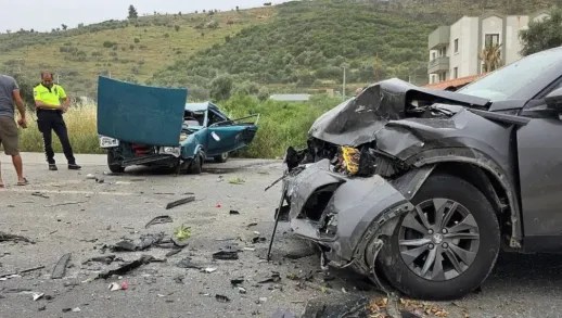 Ünlü oyuncu trafik kazası geçirdi - Kocaeli Fikir Gazetesi Son Dakika Kocaeli Haberleri