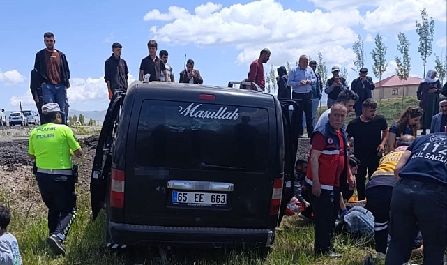 Çaldıran'da trafik kazası: 8 yaralı - Haberler