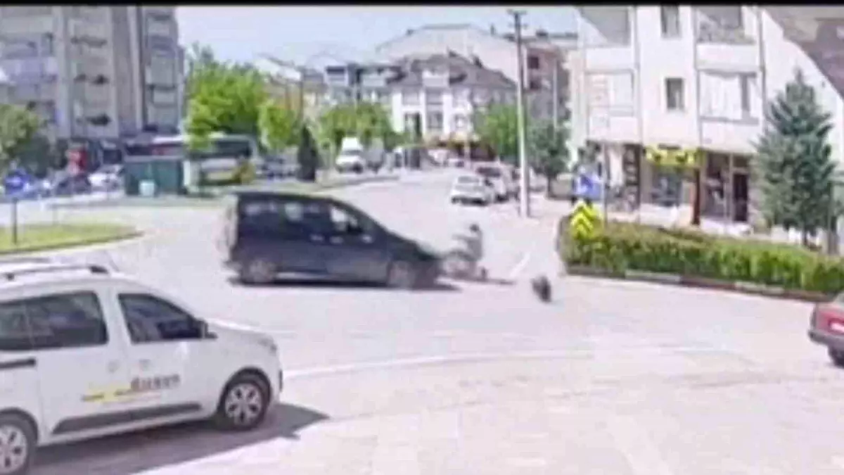 İnegöl'de Trafik Kazası: Mahalle Muhtarı Hayatını Kaybetti
