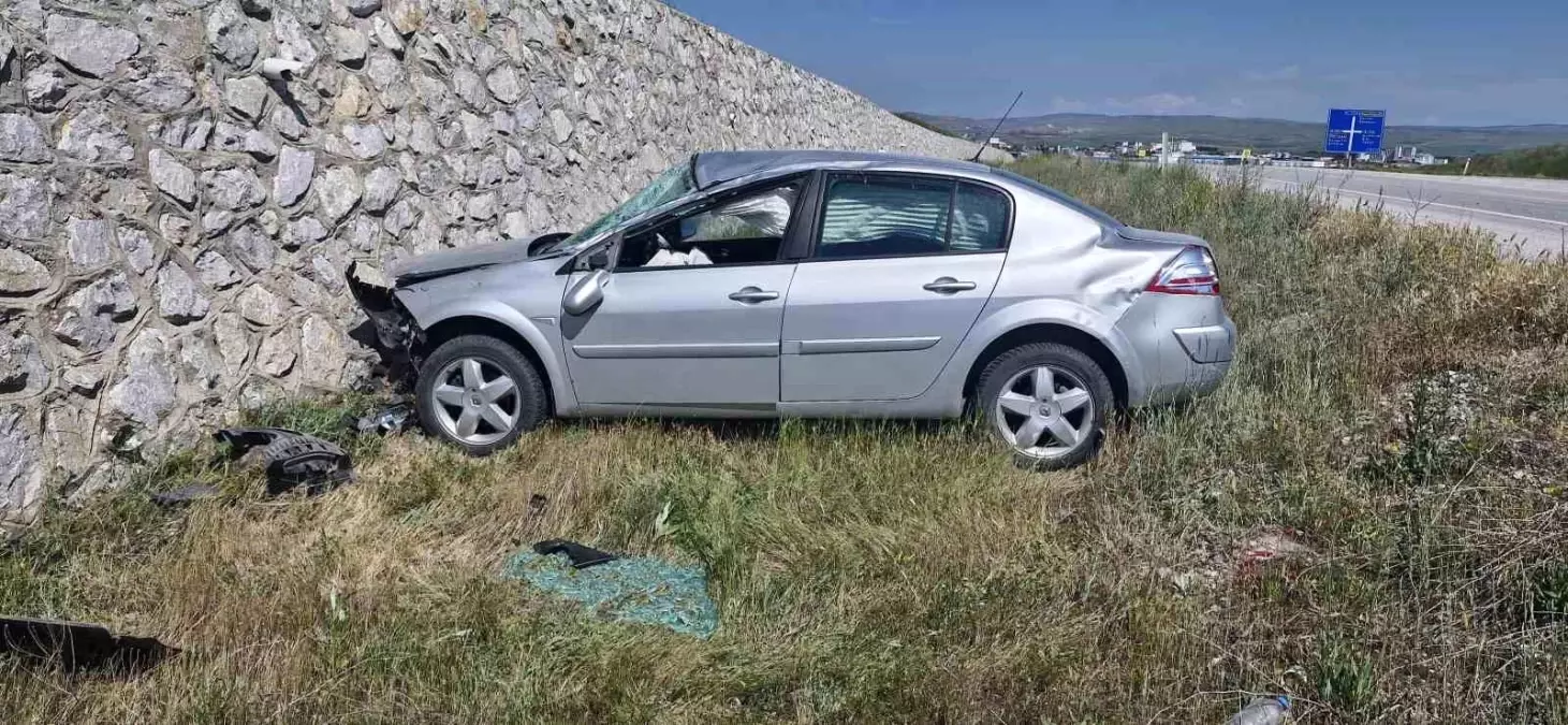 Çorum'da Kaza: 2 Kişi Yaralandı