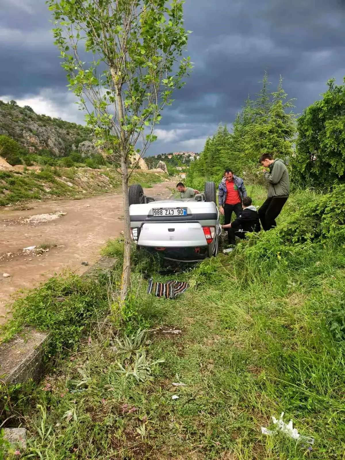 Karabük'te trafik kazasında 5 kişi yaralandı.