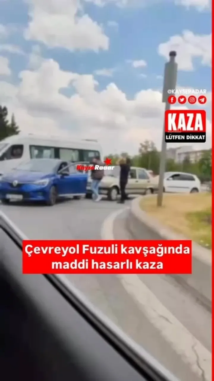 Fuzuli kavşağında maddi hasarlı trafik kazası oldu. Geçmiş olsun.