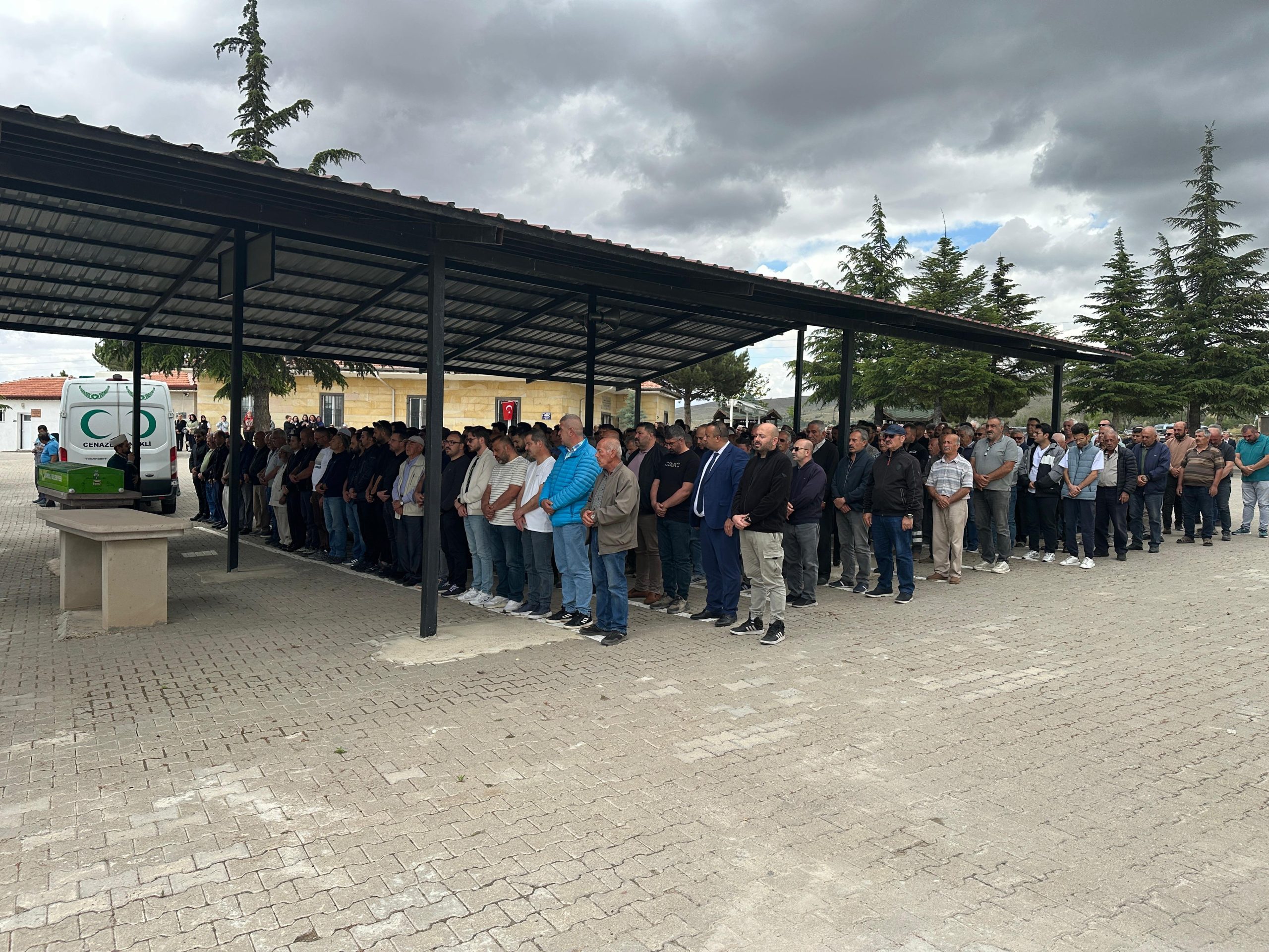 Trafik kazasında yaralanan bebek hastanede vefat etti.