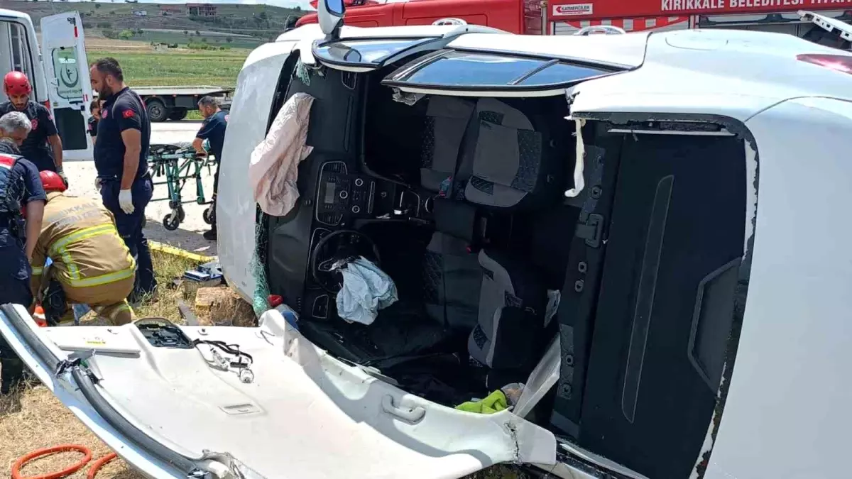 Kırıkkale'de Trafik Kazasında İki Kişi Yaralandı.