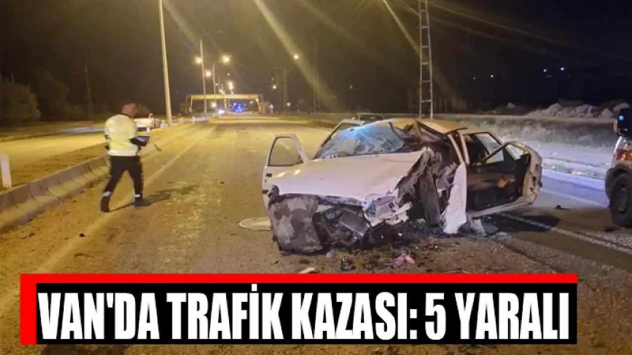 Van'da trafik çarpışması sonucu 5 kişi yaralandı.
