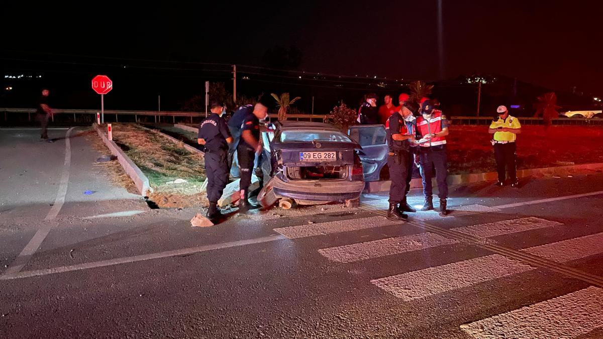 Aydın'da Kaza: 2 Kişi Öldü, 3 Kişi Yaralandı