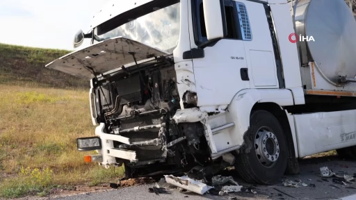 Trafik kazasında 2 kişi hayatını kaybetti.