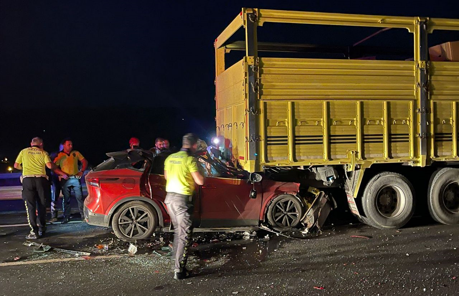 Pamukova'da meydana gelen trafik kazasında bir kişi hayatını kaybetti.