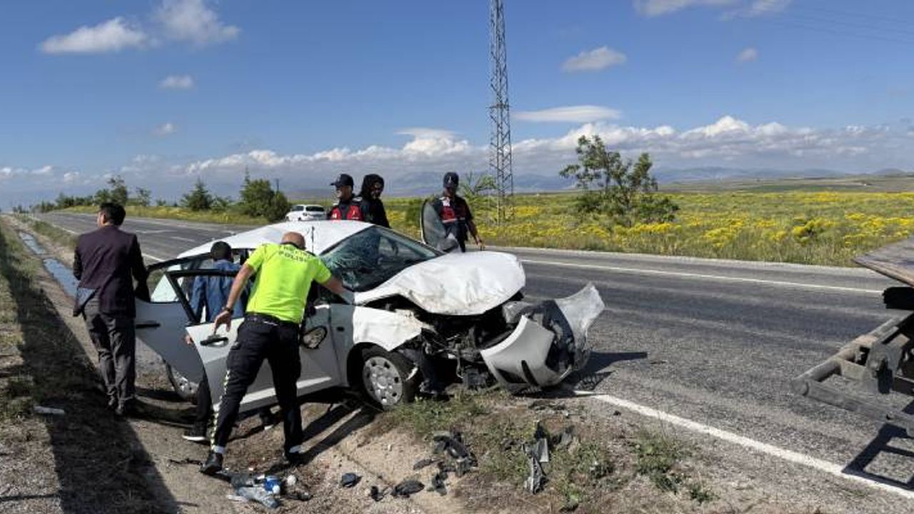 Arife Gününde 863 trafik olayı: 10 ölü, 1319 yaralı var.