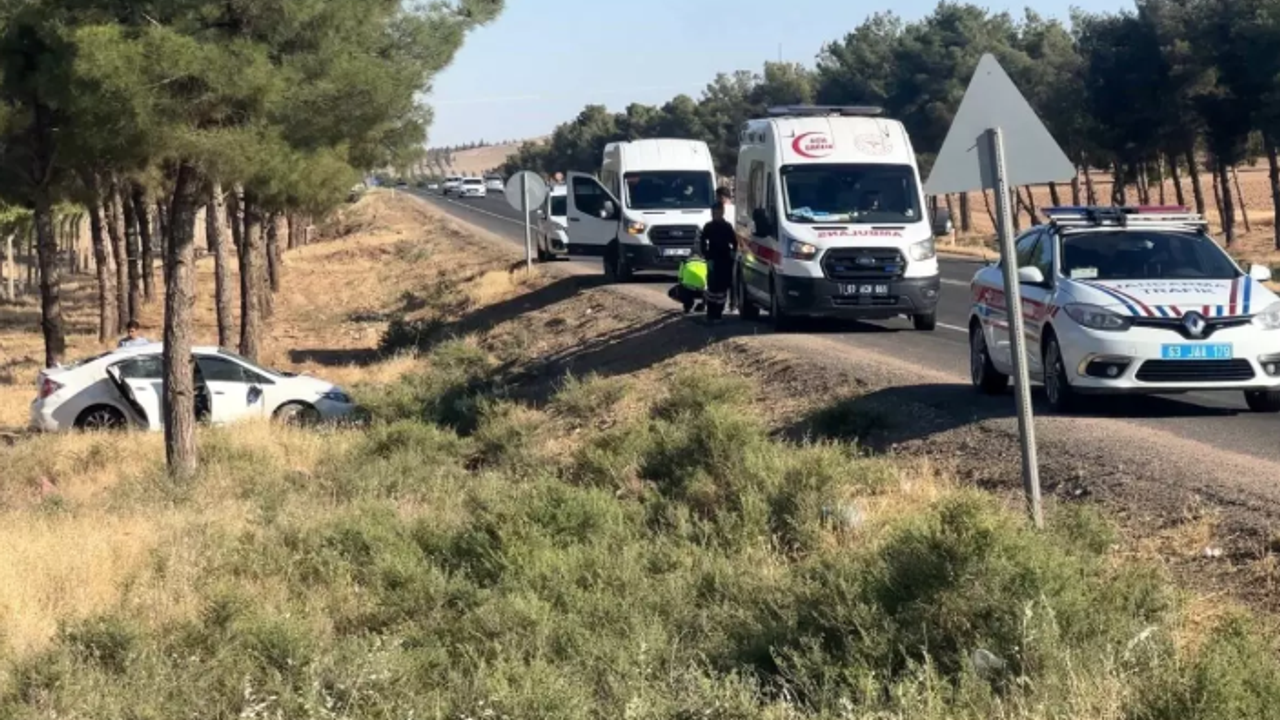 Ceylanpınar'da Trafik Kazası Sonucu 4 Kişi Yaralandı