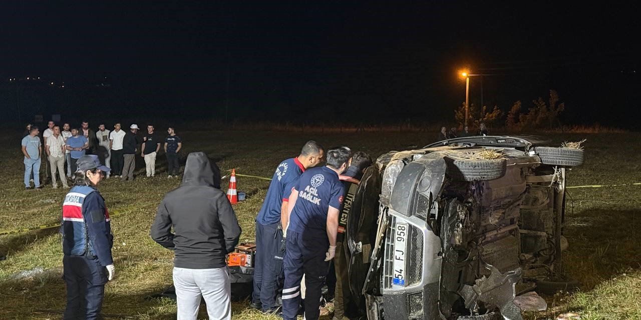 Trafik kazası bayram sevincini acıya dönüştürdü.
