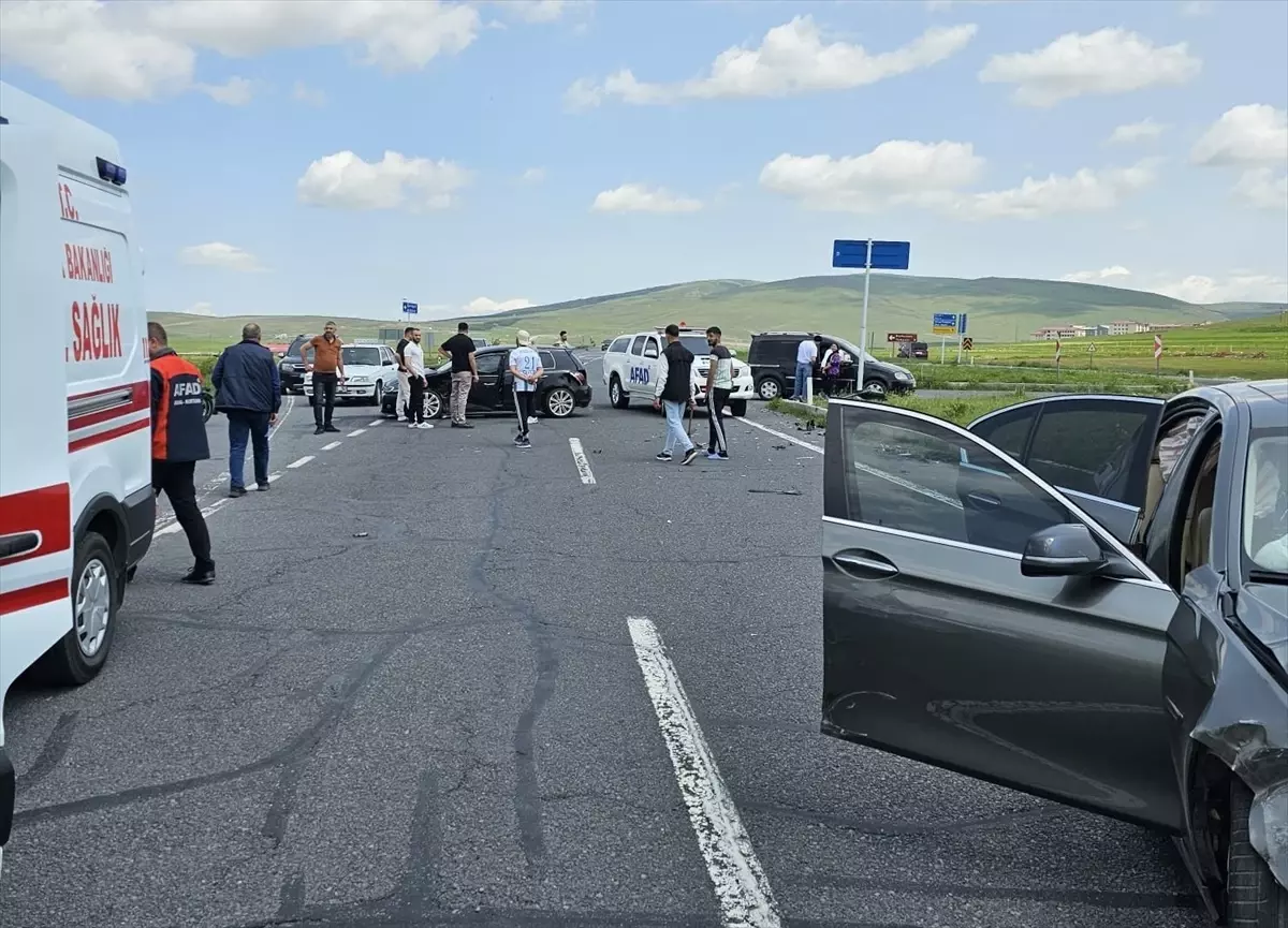 Ardahan'da trafik kazası: 4 kişi yaralı