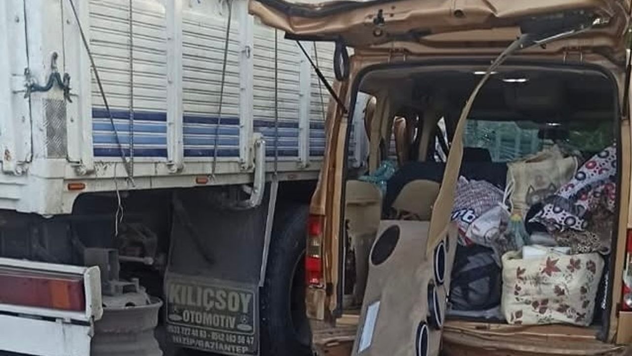 Erzin'de ardışık trafik kazası yaşandı…