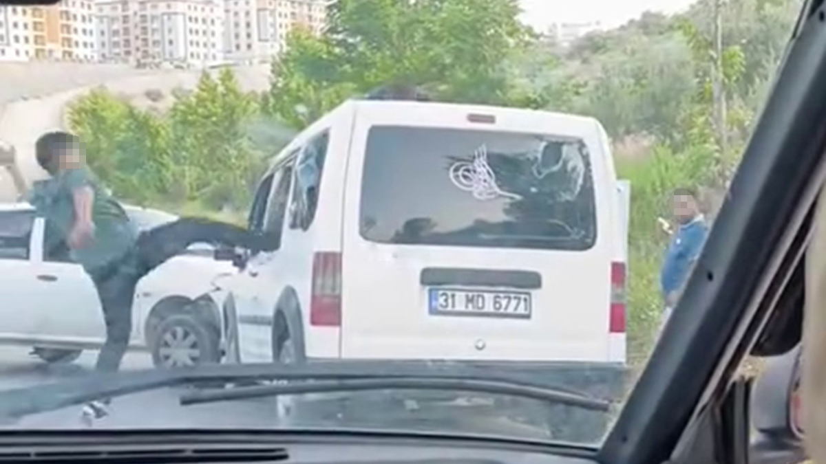 Hatay'da kamera kaydında trafik ihlalleri yapıldı.