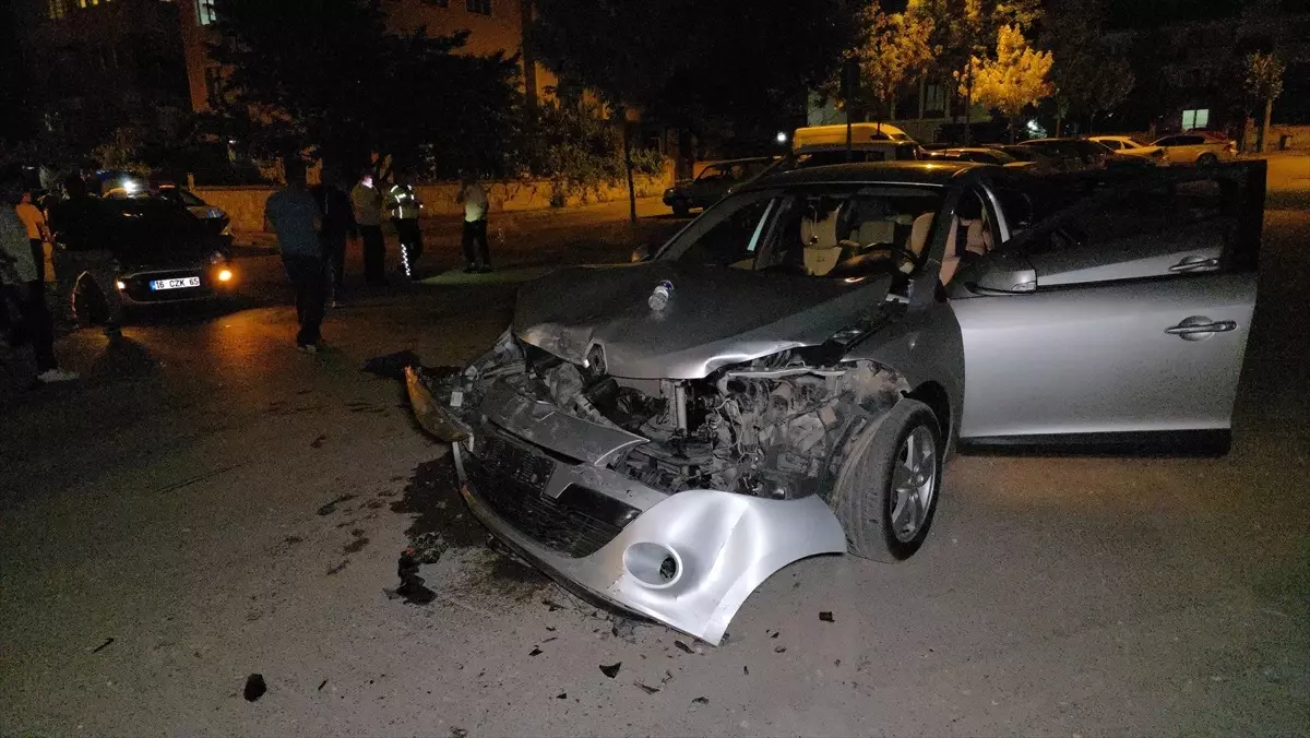 İnegöl'de trafik kazası sonucu 1 kişi yaralandı.