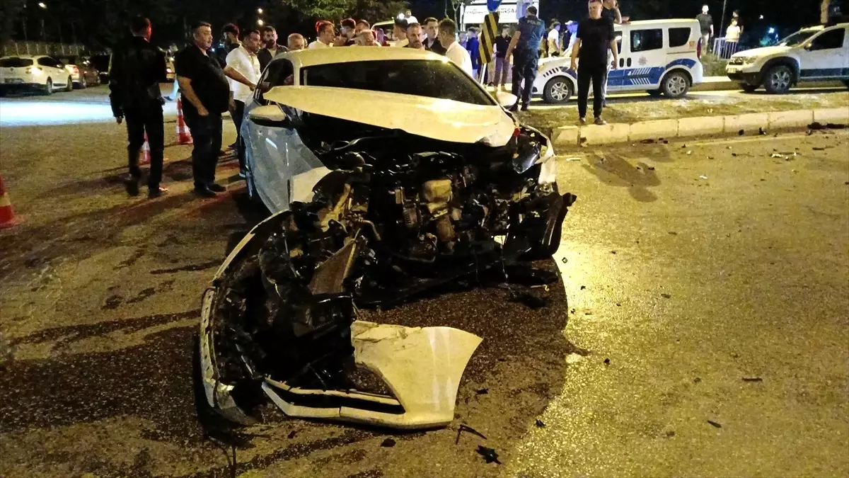Amasya'da meydana gelen trafik kazasında bir kişi hayatını kaybetti.