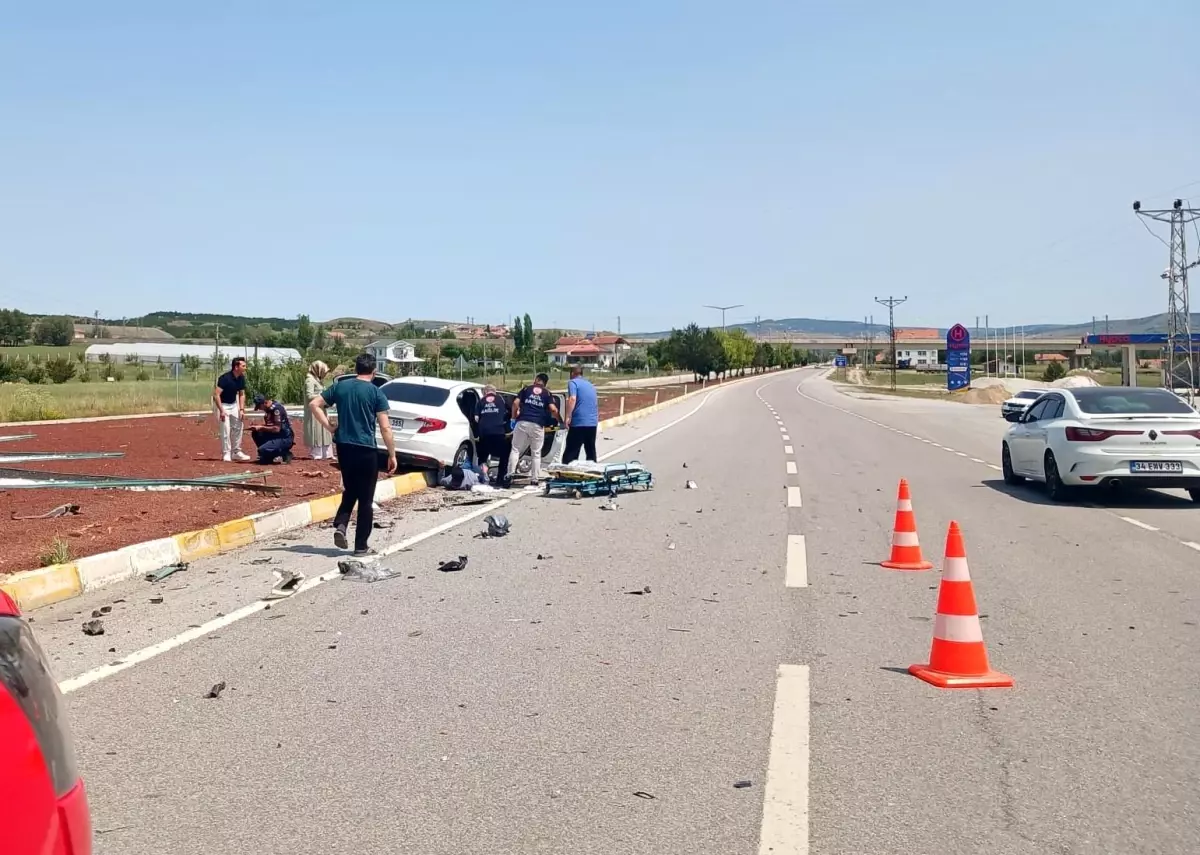 Yozgat'ta Kaza: 1 Kişi Hayatını Kaybetti, 4 Kişi Yaralandı