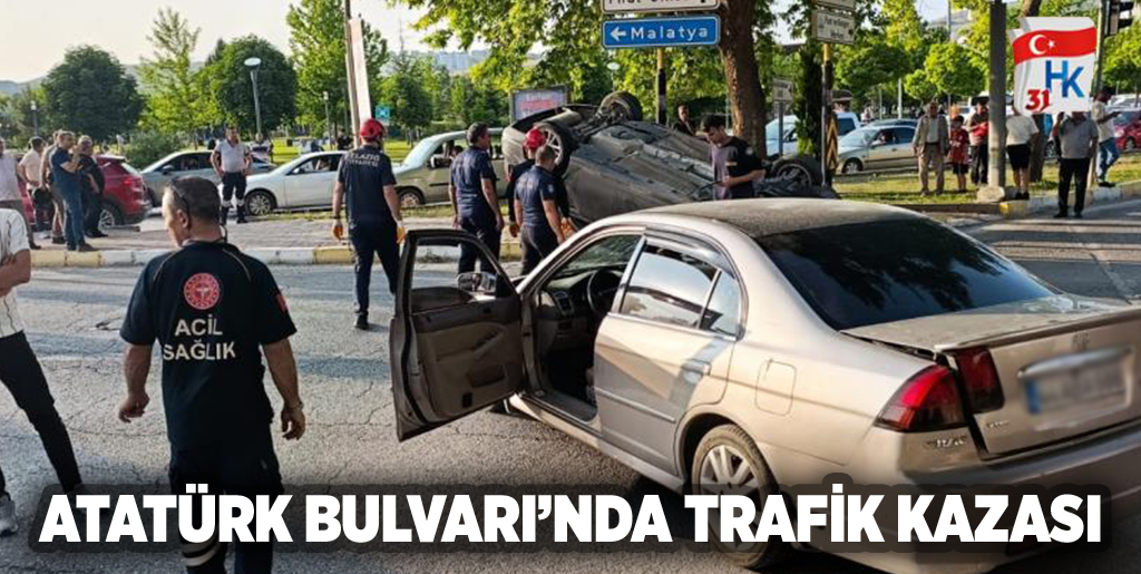Atatürk Bulvarı'nda Kaza meydana geldi.