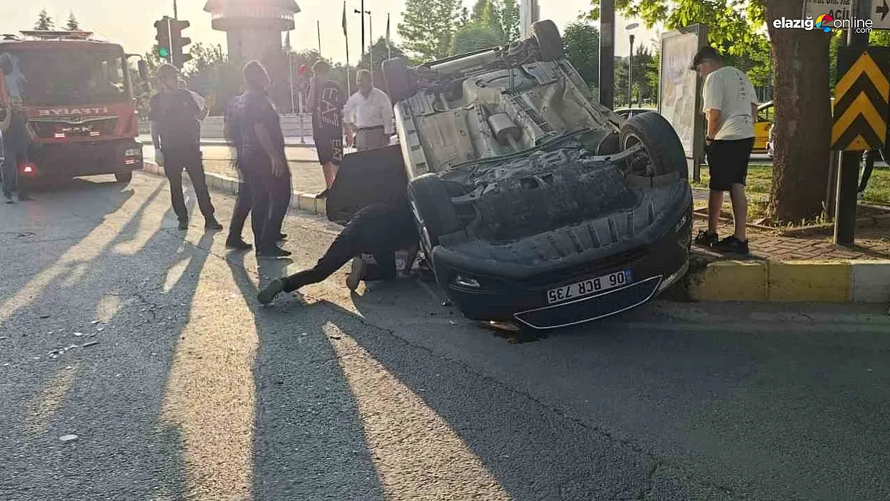 Elazığ'da kaza: Takla atan araçta 2 kişi yaralandı!