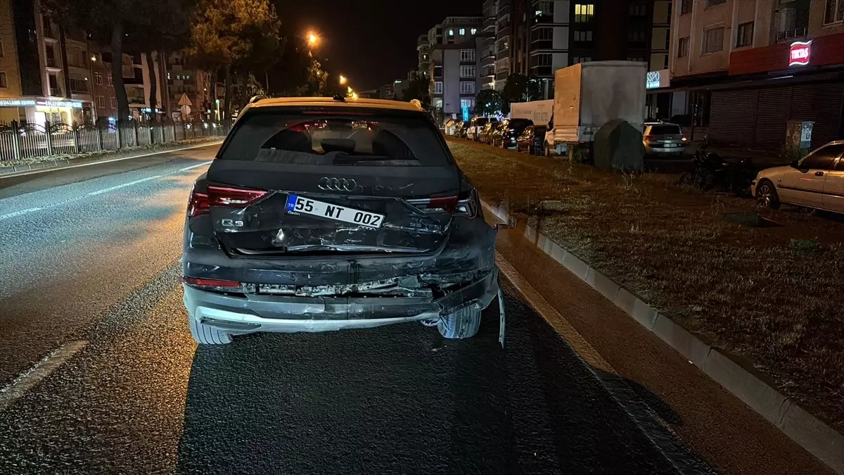 Samsun'da trafik kazasında 5 kişi yaralandı.