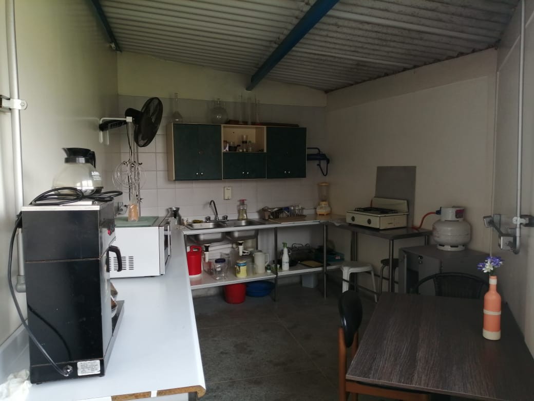 Foto de Bodega en Venta en Panamericana, Manizales - 27 - 72001