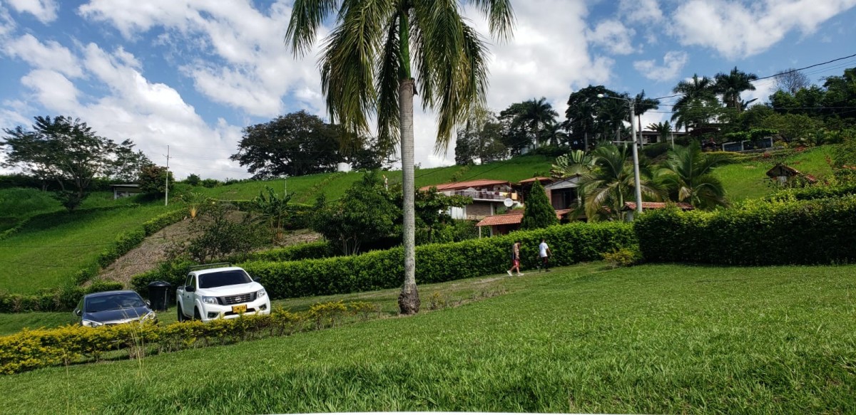 Foto de Lote / terreno para Venta en Palermo, Neira - 279023559