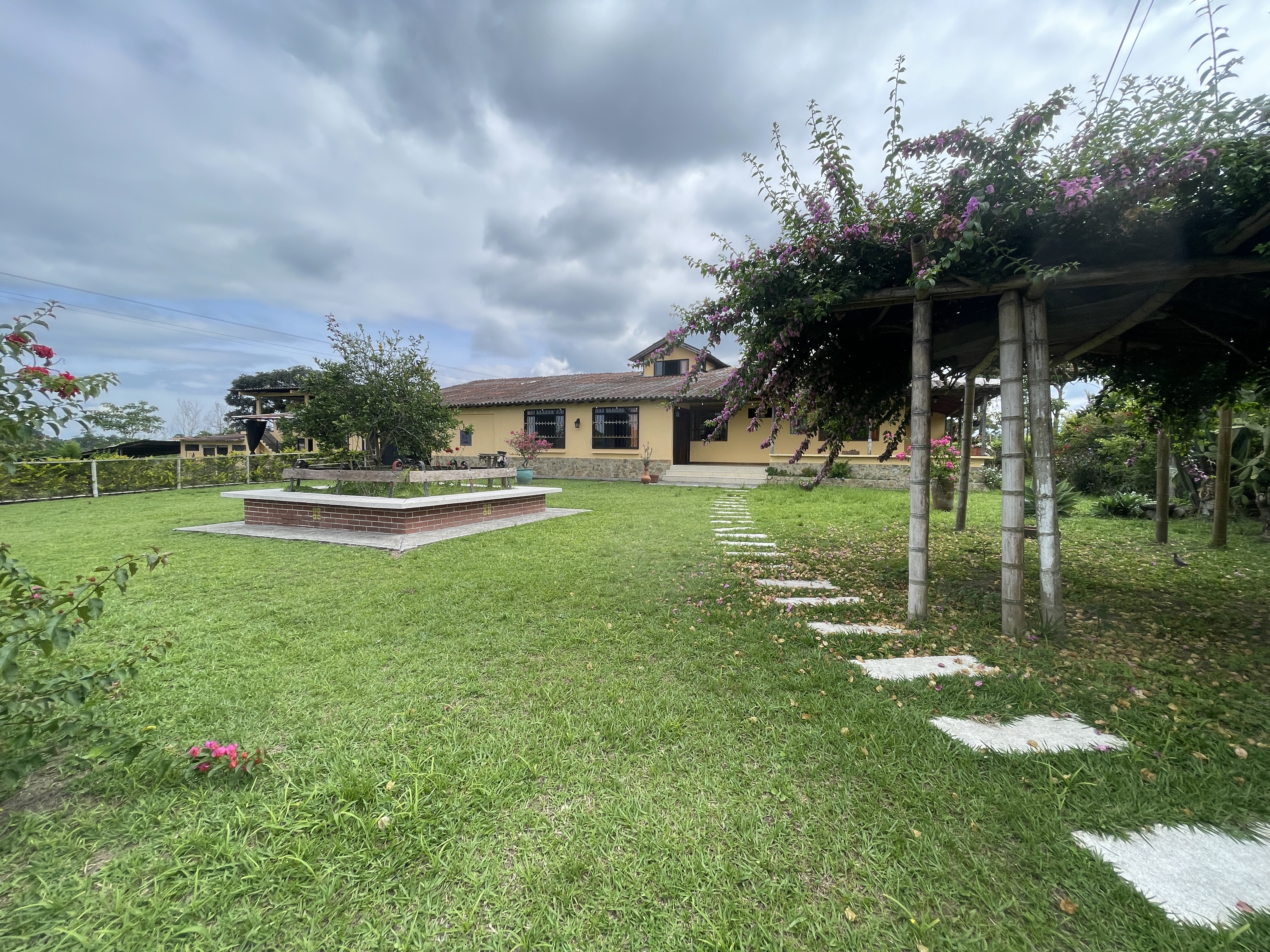 Foto de Casa campestre en Arriendo en Barcelona, Armenia  - 5 - 279064733