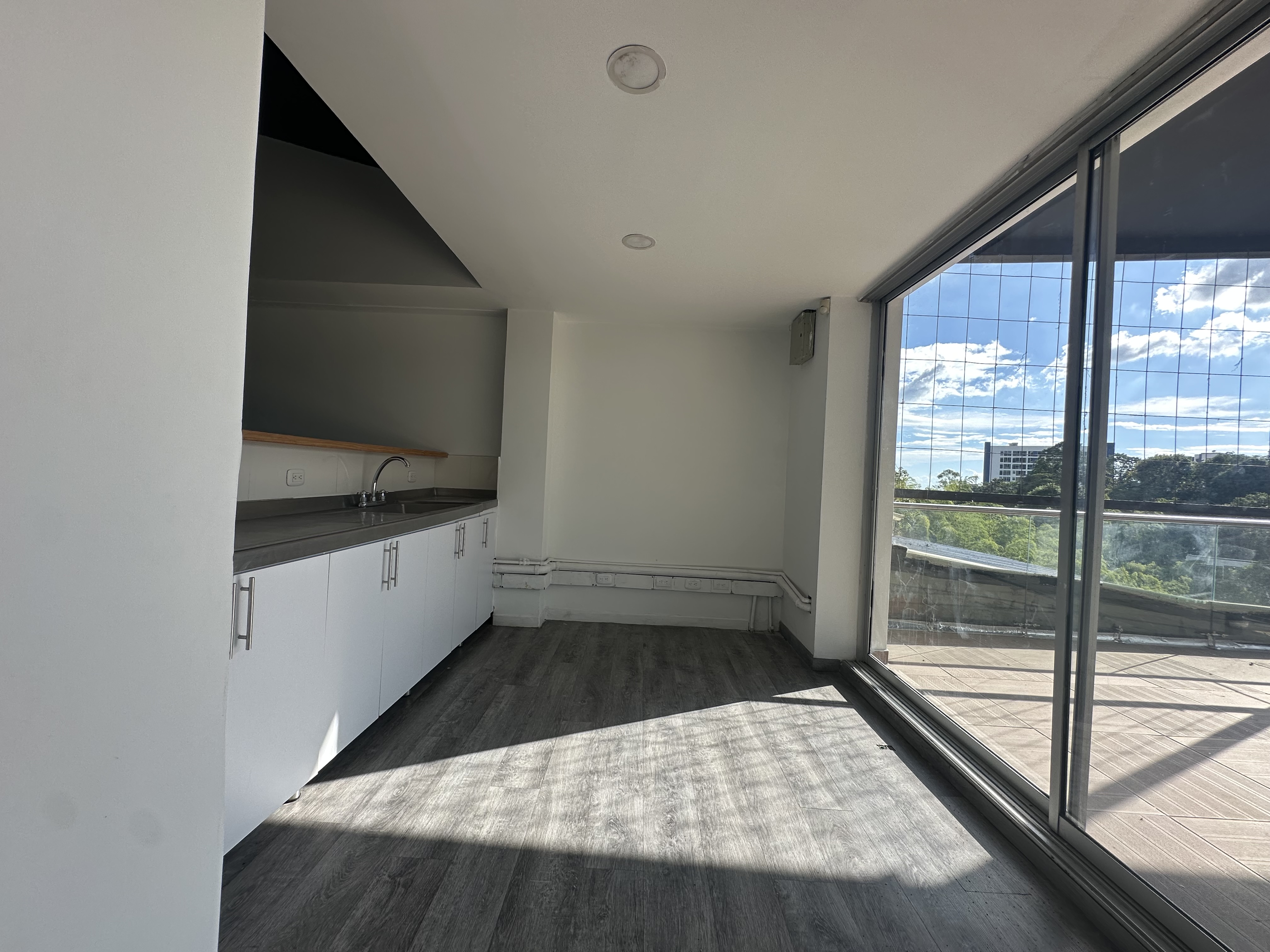 Foto de Local en Venta en Av bolivar, Armenia  - 18 - 279069736