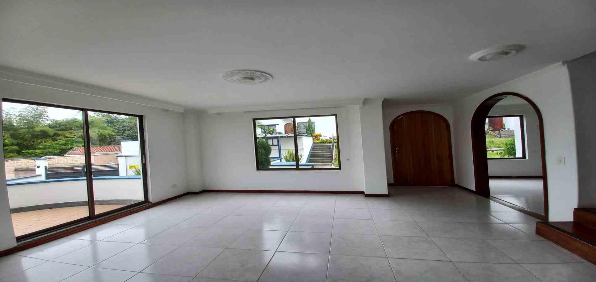 Foto de Casa para Venta en Alamos, Pereira - 279066486