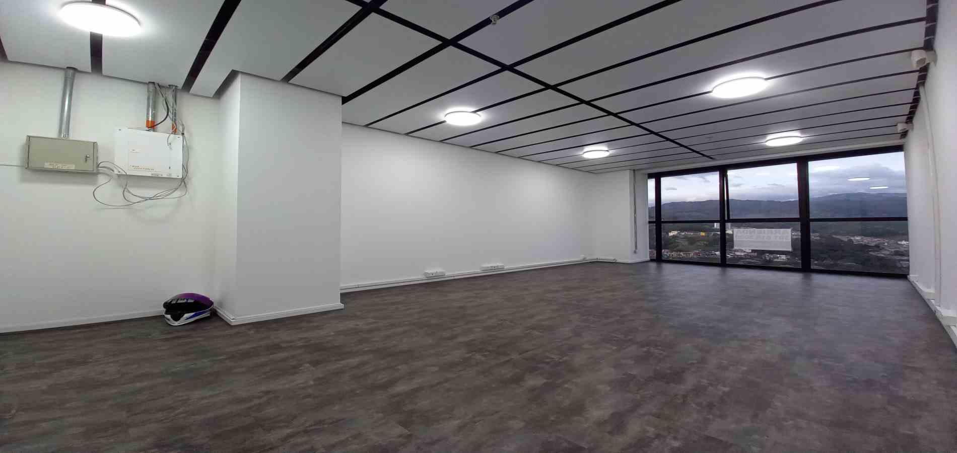 Foto de Oficina en Arriendo en Avenida santander , Manizales - 6 - 279069345