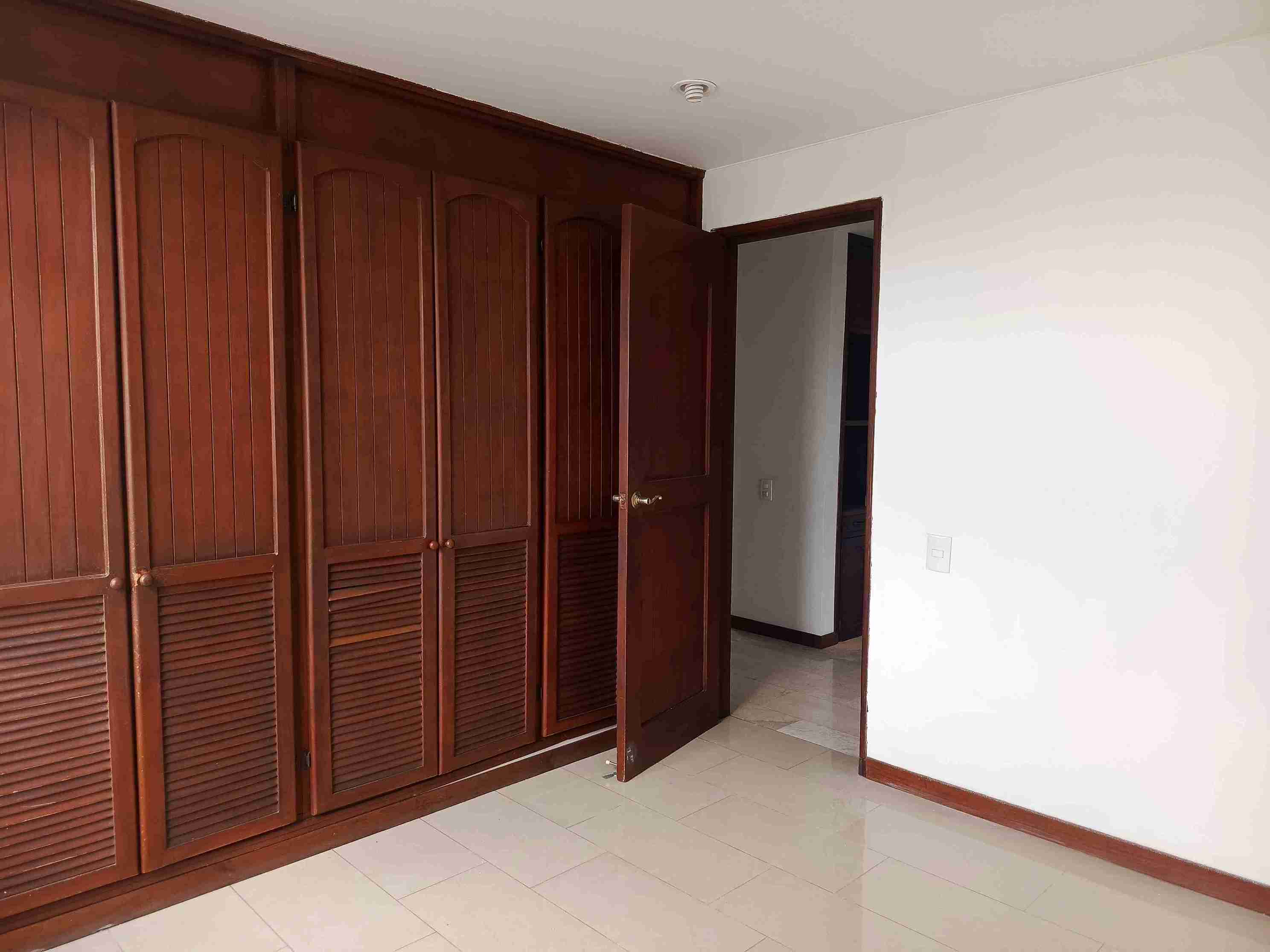 Foto de Apartamento para Arriendo en Alpes, Pereira - 279062226