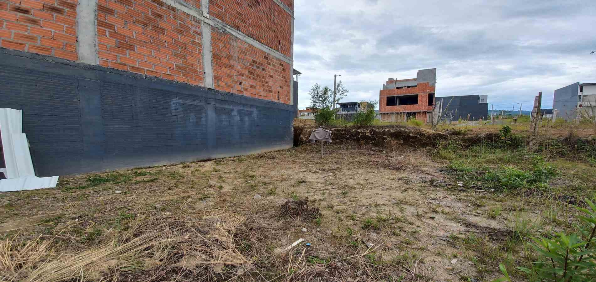 Foto de Lote / terreno en Venta en Av. la romelia el pollo, Dosquebradas - 5 - 279069045