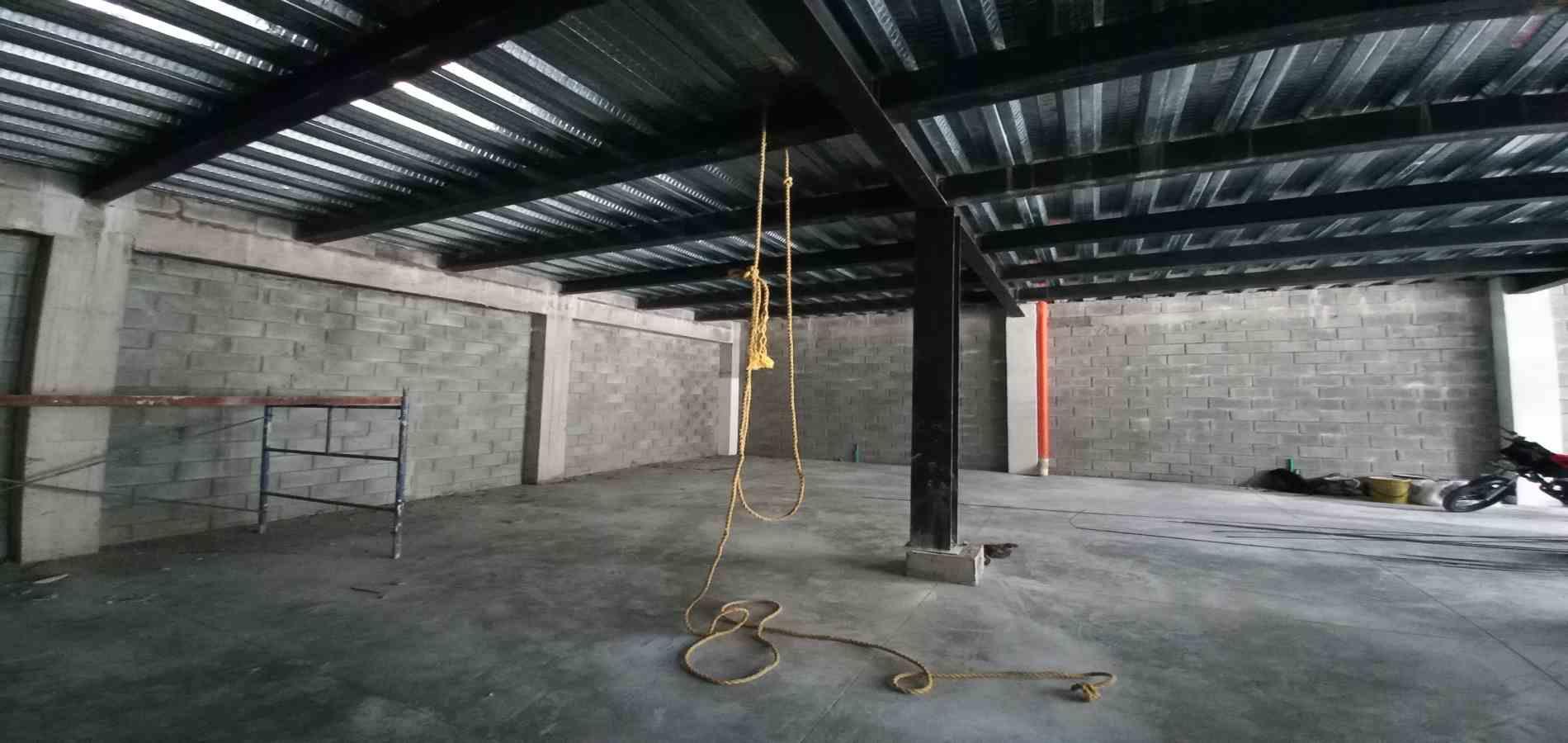 Foto de Bodega en Arriendo en Avenida 30 de agosto, Pereira - 7 - 279068006