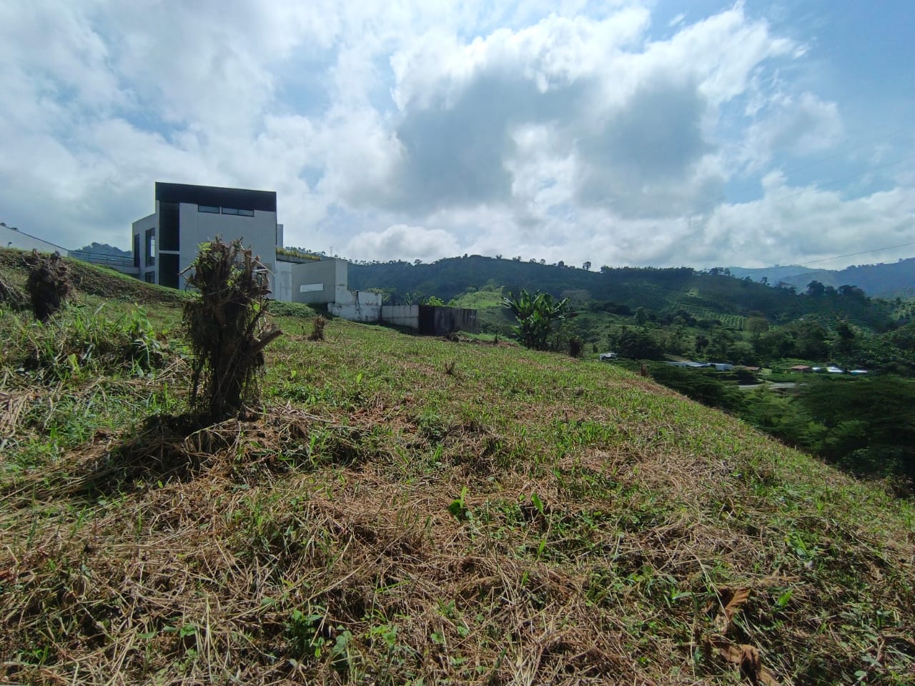 Foto de Lote / terreno en Venta en Autopista del café, Manizales - 10 - 279064930