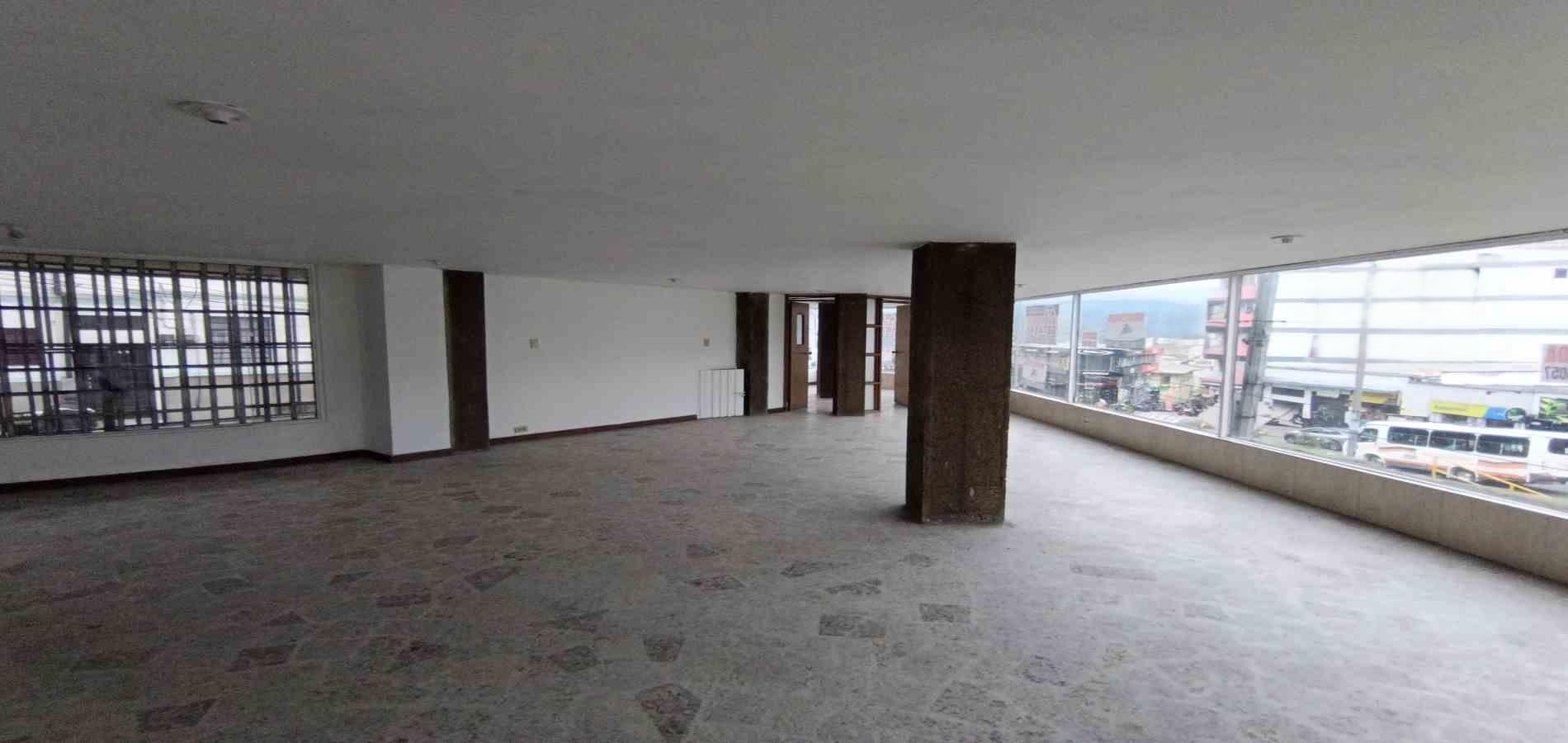 Foto de Local en Arriendo en Los agustinos, Manizales - 3 - 279069697