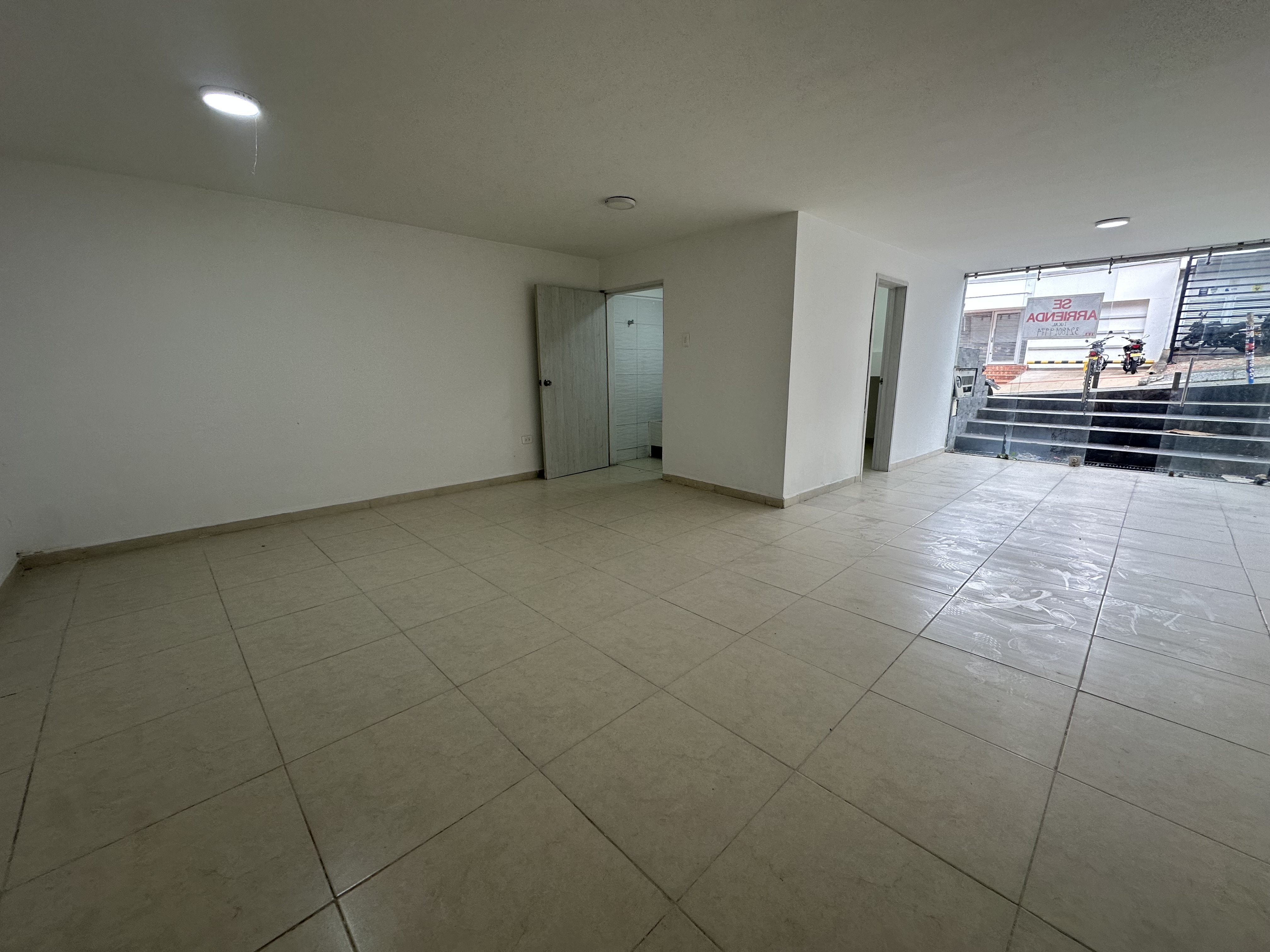 Foto de Local en Arriendo en Av bolivar, Armenia  - 7 - 279068915