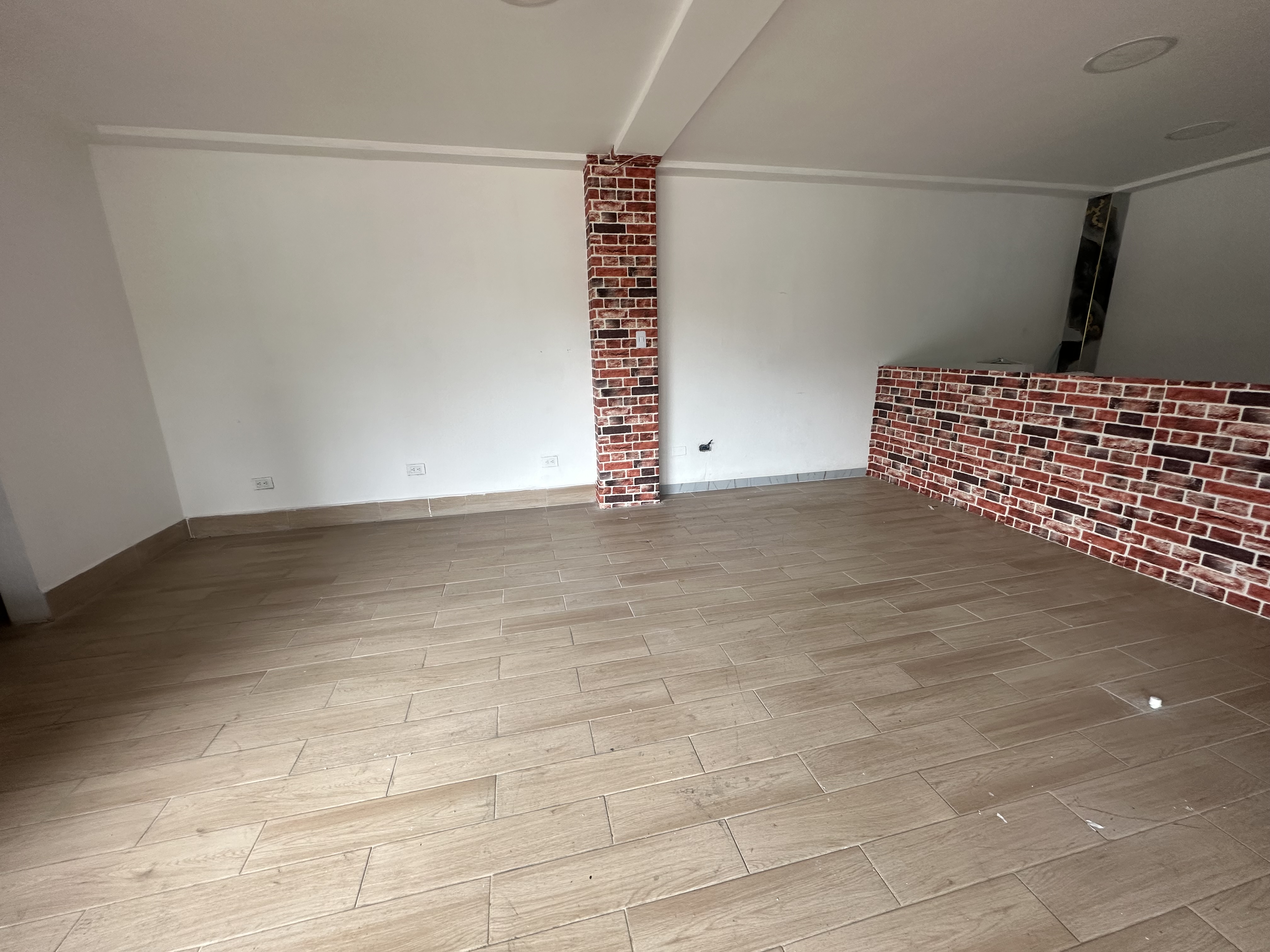 Foto de Local para Arriendo en Avenida centenario, Armenia  - 279069182