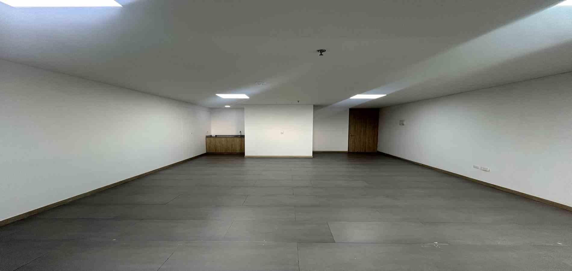 Foto de Oficina en Arriendo en Alpes, Pereira - 1 - 279067006