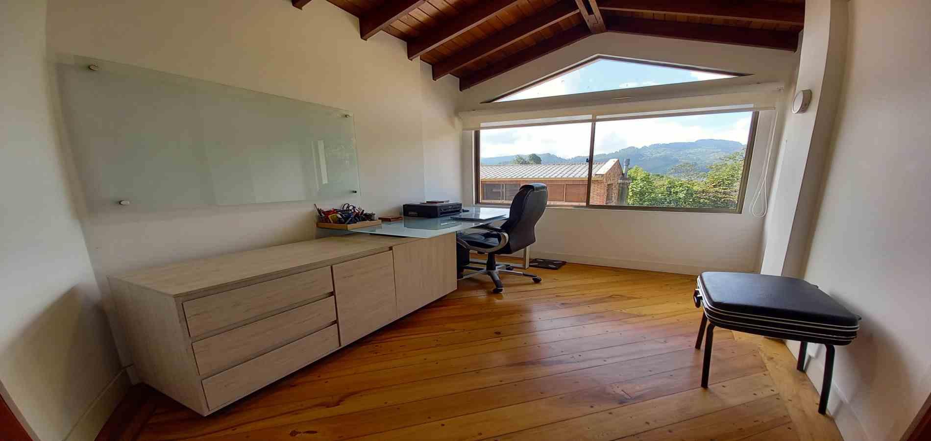 Foto de Casa en Arriendo en El trebol, Manizales - 2 - 279060002