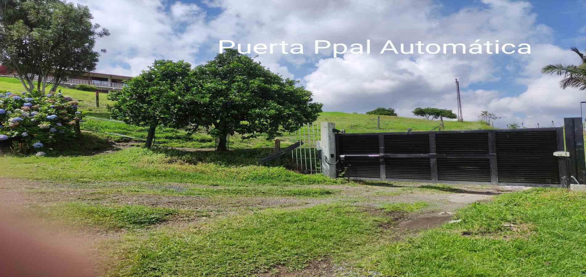 Foto de Casa campestre para Arriendo en Via alcala, Pereira - 279064459