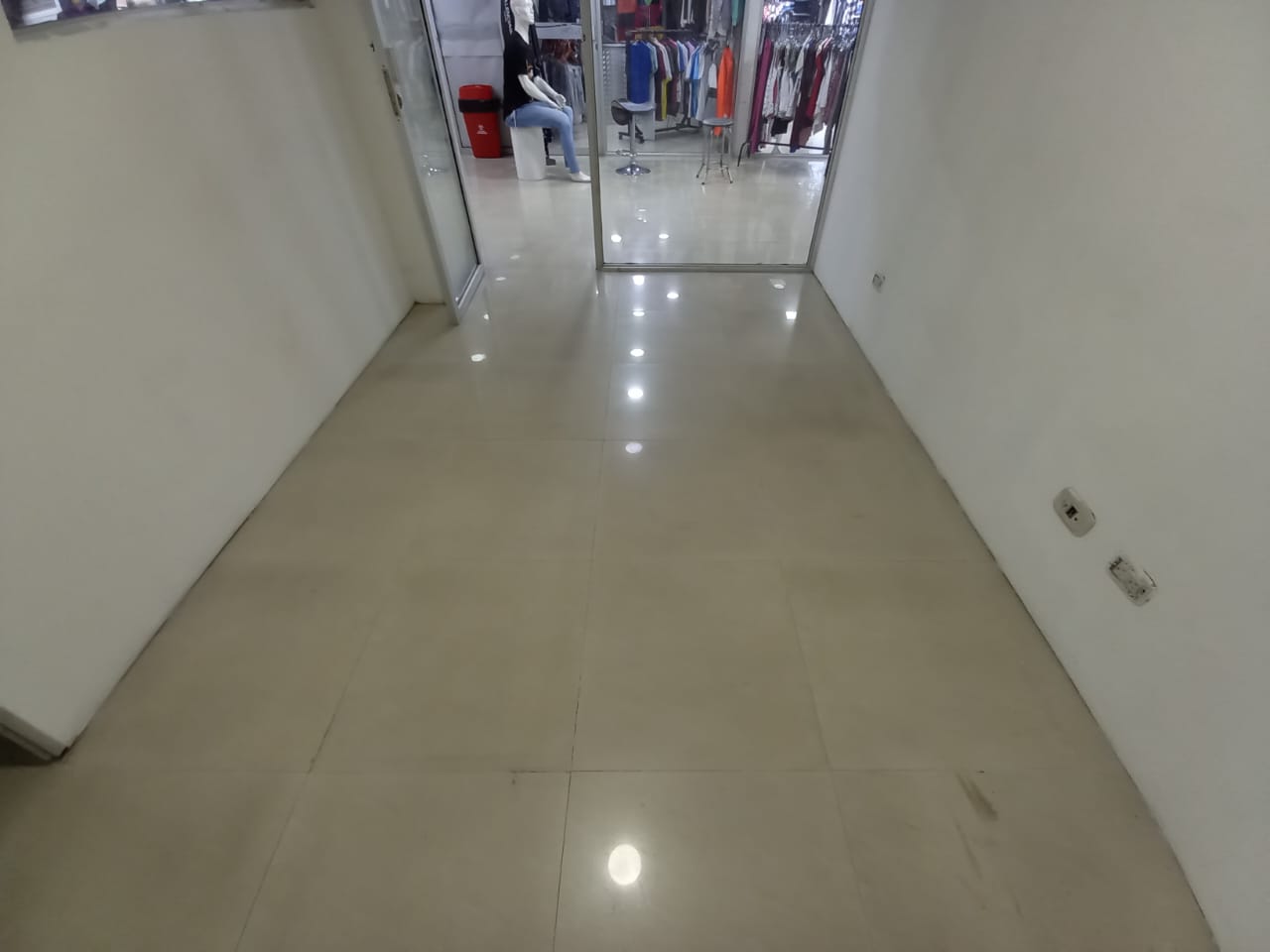 Foto de Local en Arriendo en Los agustinos, Manizales - 4 - 279053213