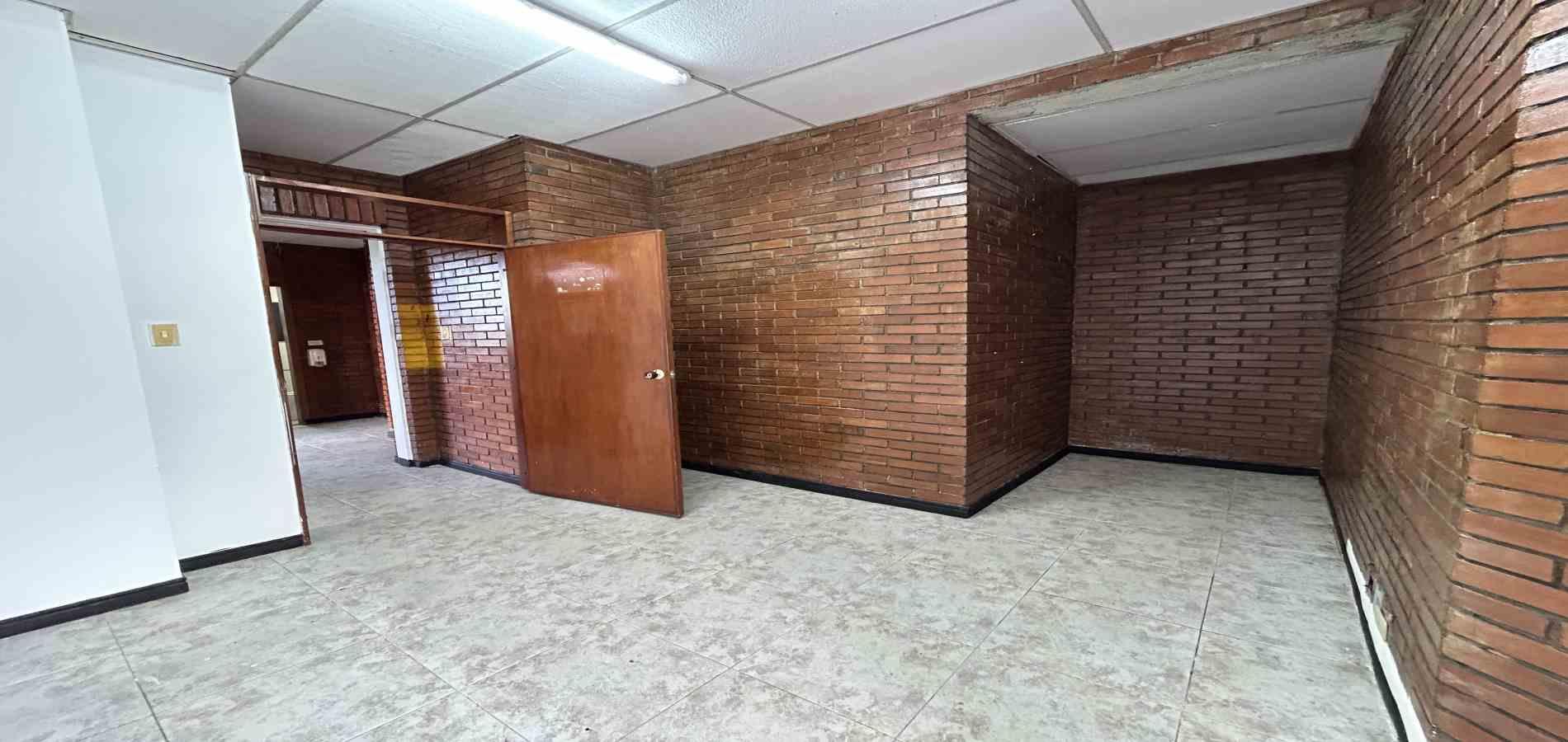 Foto de Oficina en Venta en Avenida las americas, Pereira - 15 - 279069371