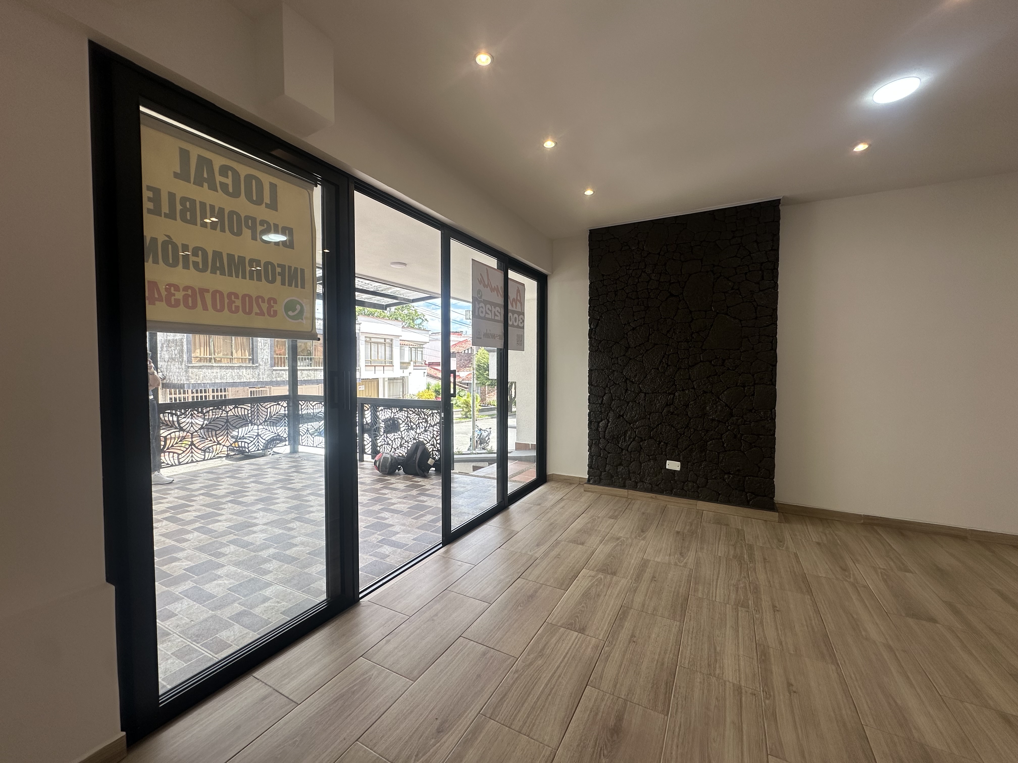 Foto de Local en Venta en Av bolivar, Armenia  - 16 - 279069471