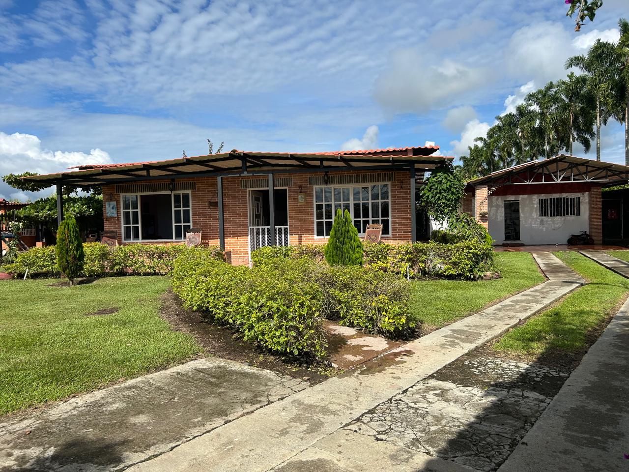 Foto de Finca en Venta en Alcala, Alcala - 3 - 279069727
