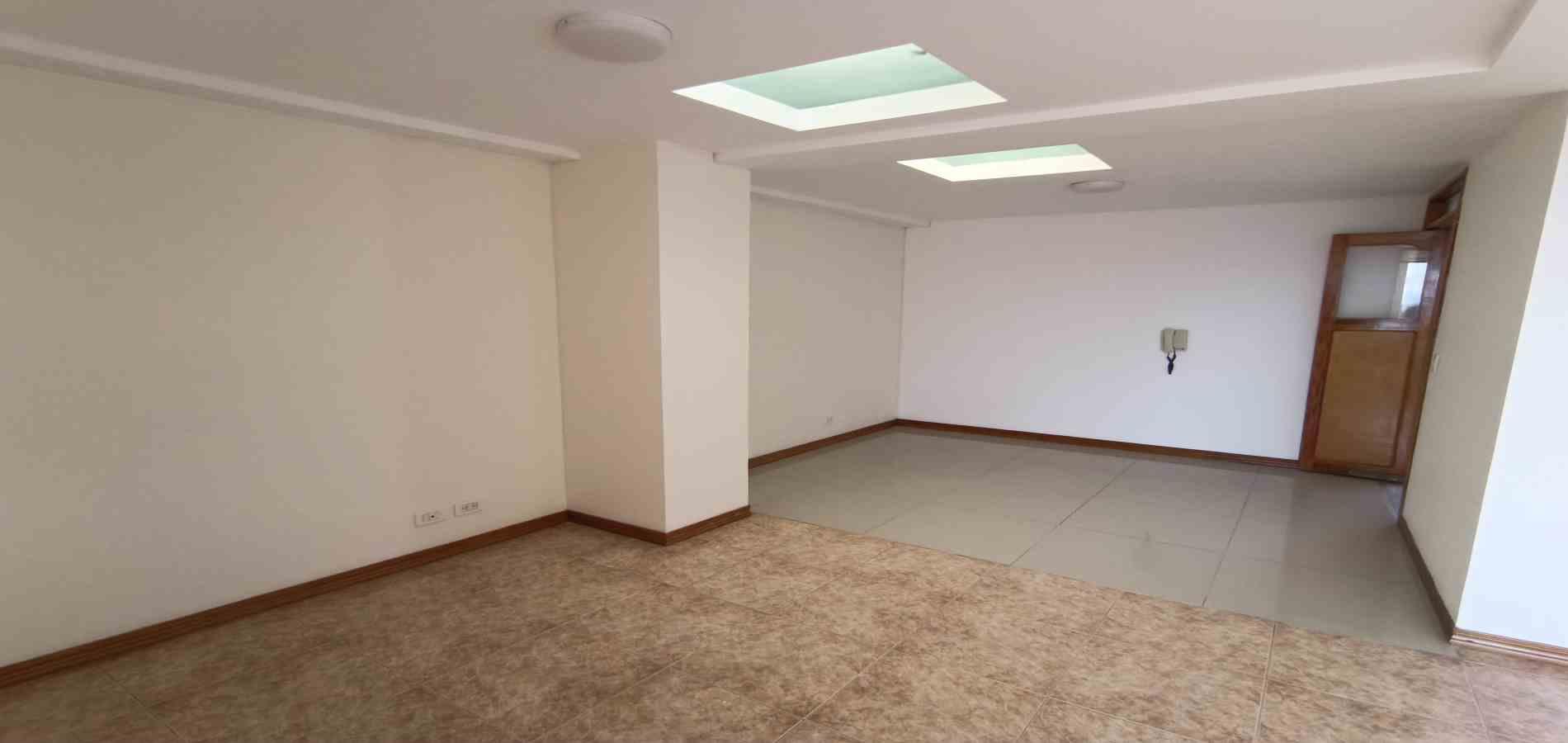 Foto de Apartamento para Venta en Chipre, Manizales - 279069552