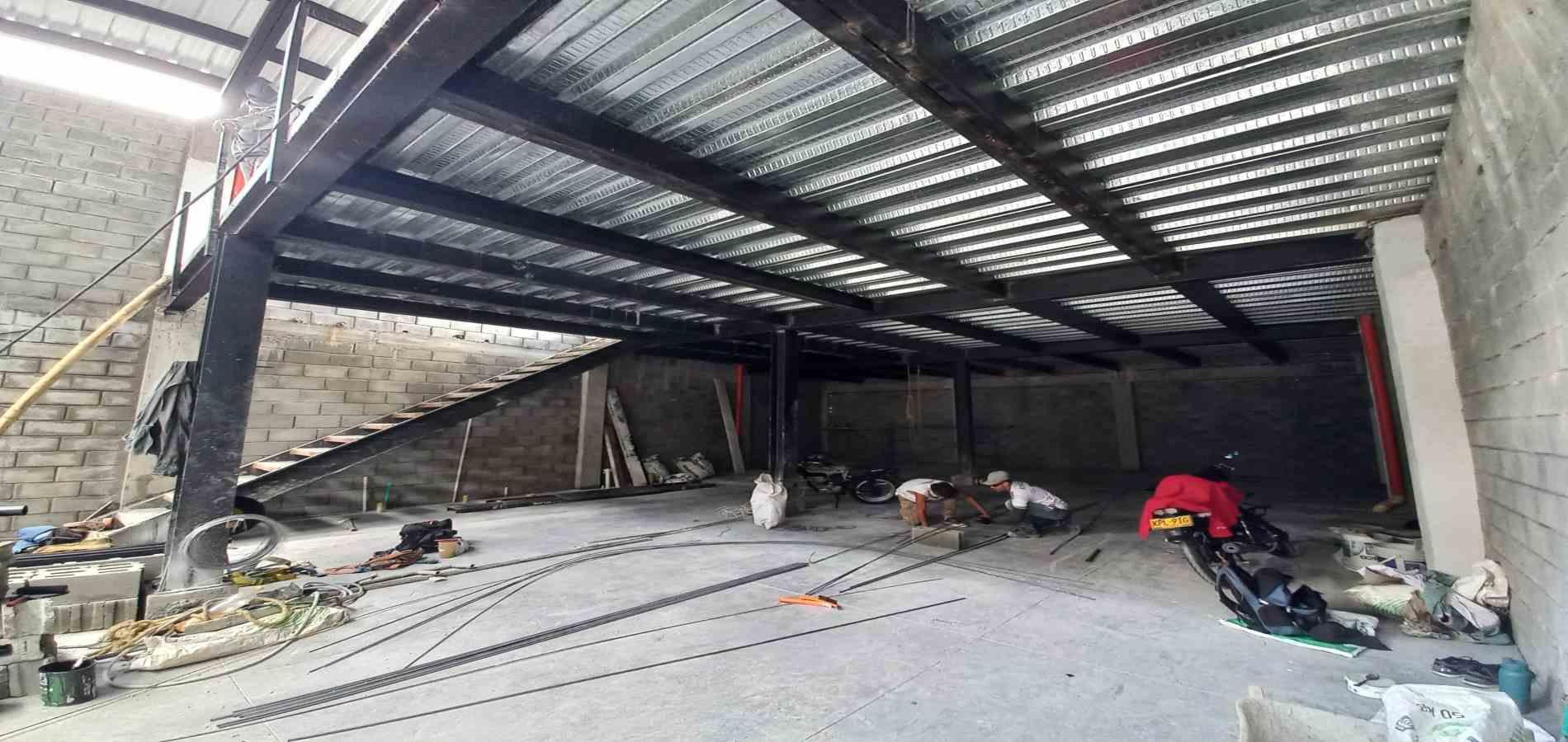 Foto de Bodega en Arriendo en Avenida 30 de agosto, Pereira - 3 - 279068006