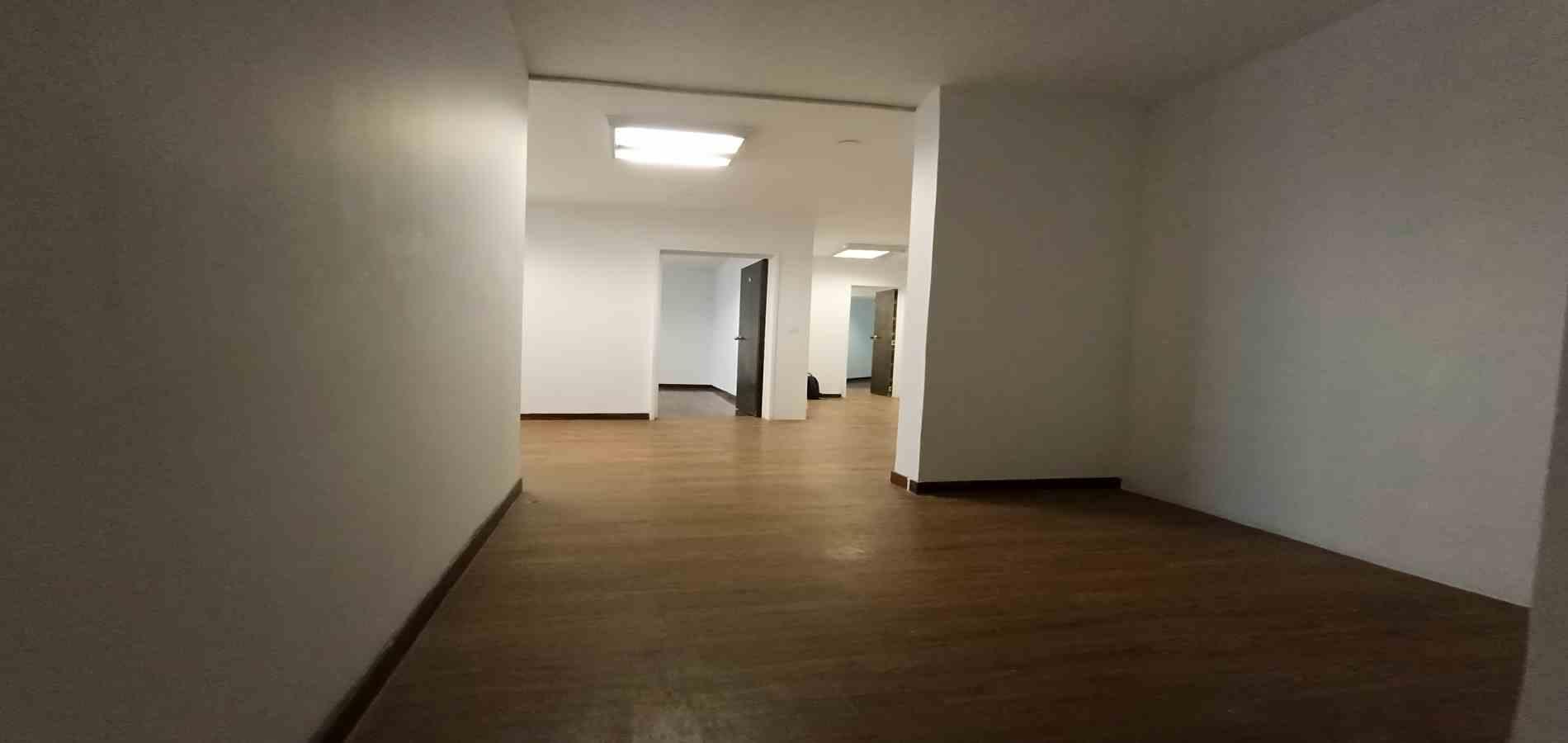 Foto de Oficina para Arriendo en Belén, Manizales - 279066075